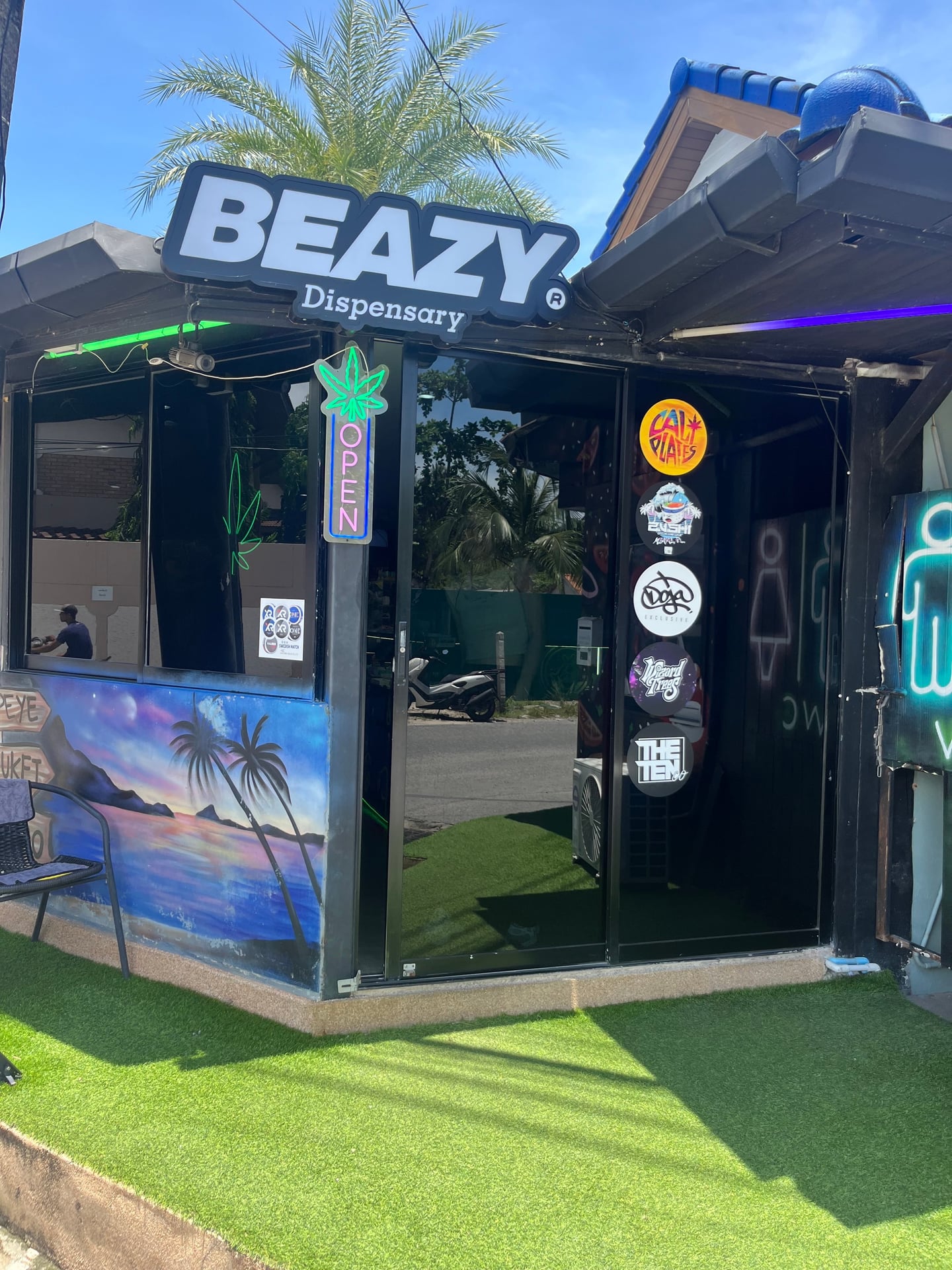 BEAZY Bangtao - Cannabis Dispensary