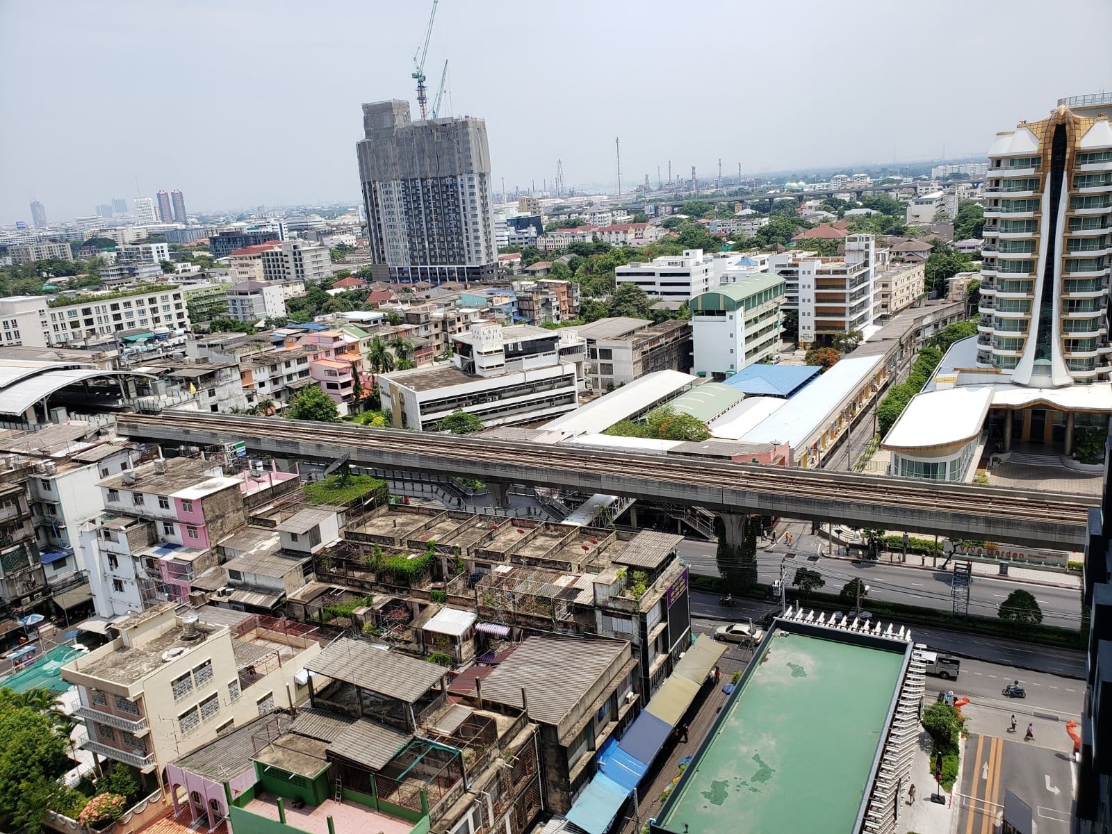 Impala64 Sukhumvit 64 - Delivery Walk-in
