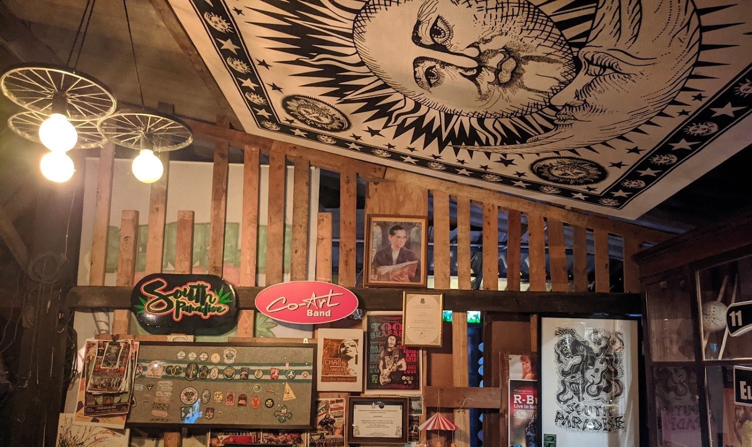 11 7 Live Music Bar
