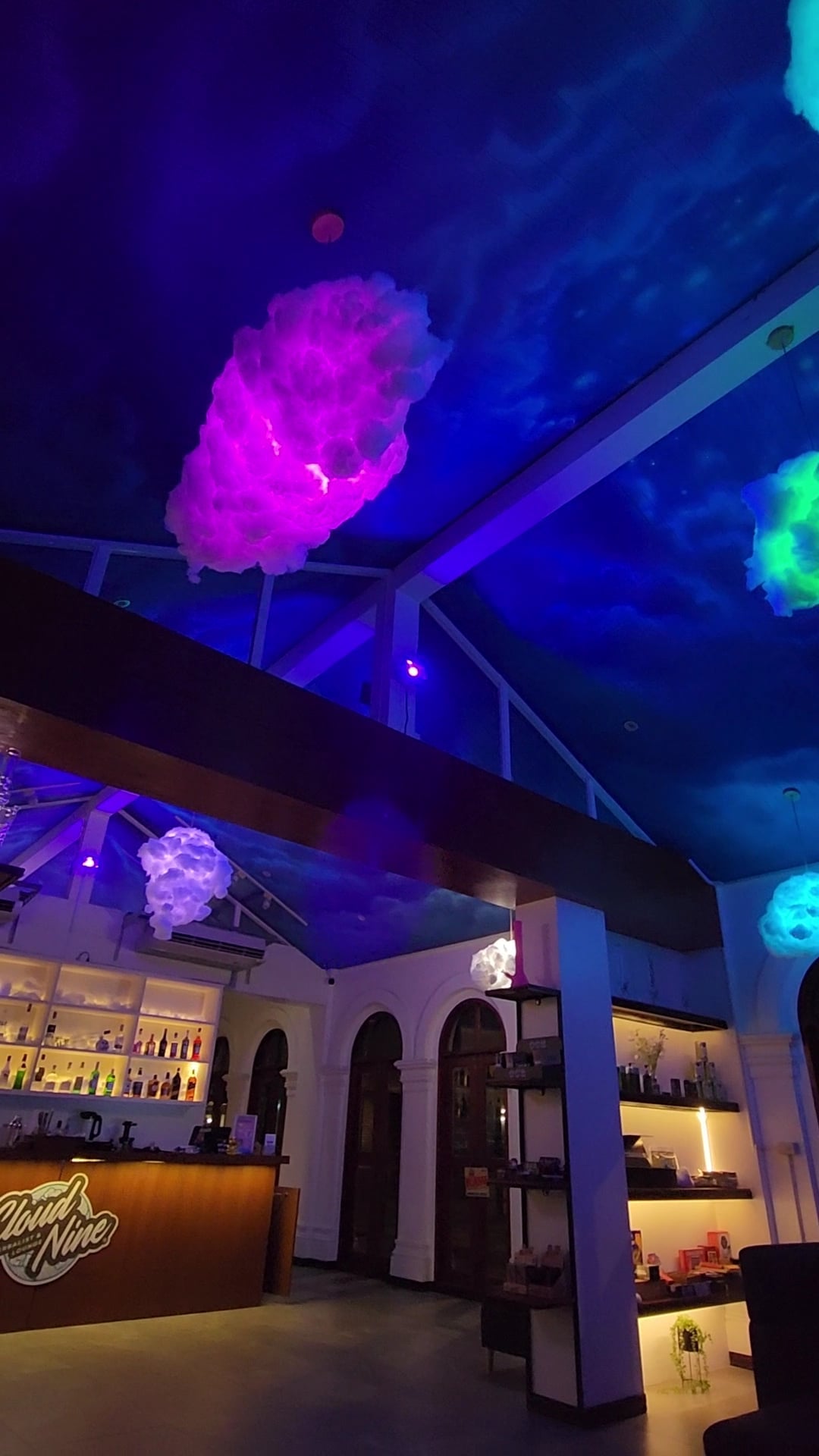 Cloud Nine Phuket - Bar & Lounge