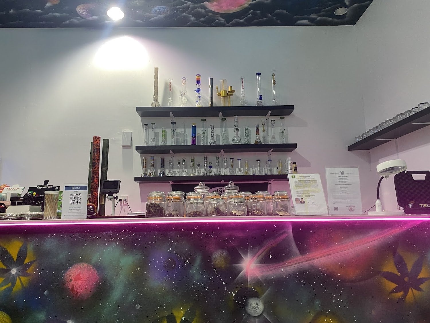 Cannabis' Cafe