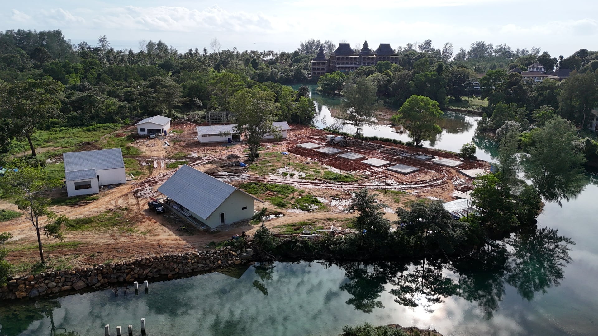 Sapparot Bar & Bungalows