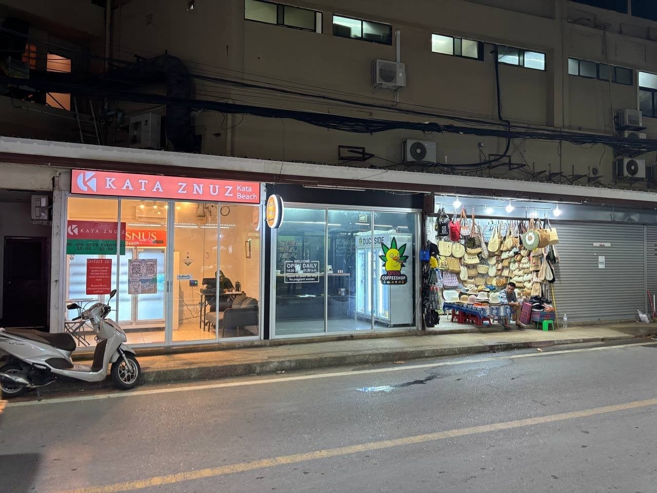 DUCKSIDE Cannabis Shop Kata