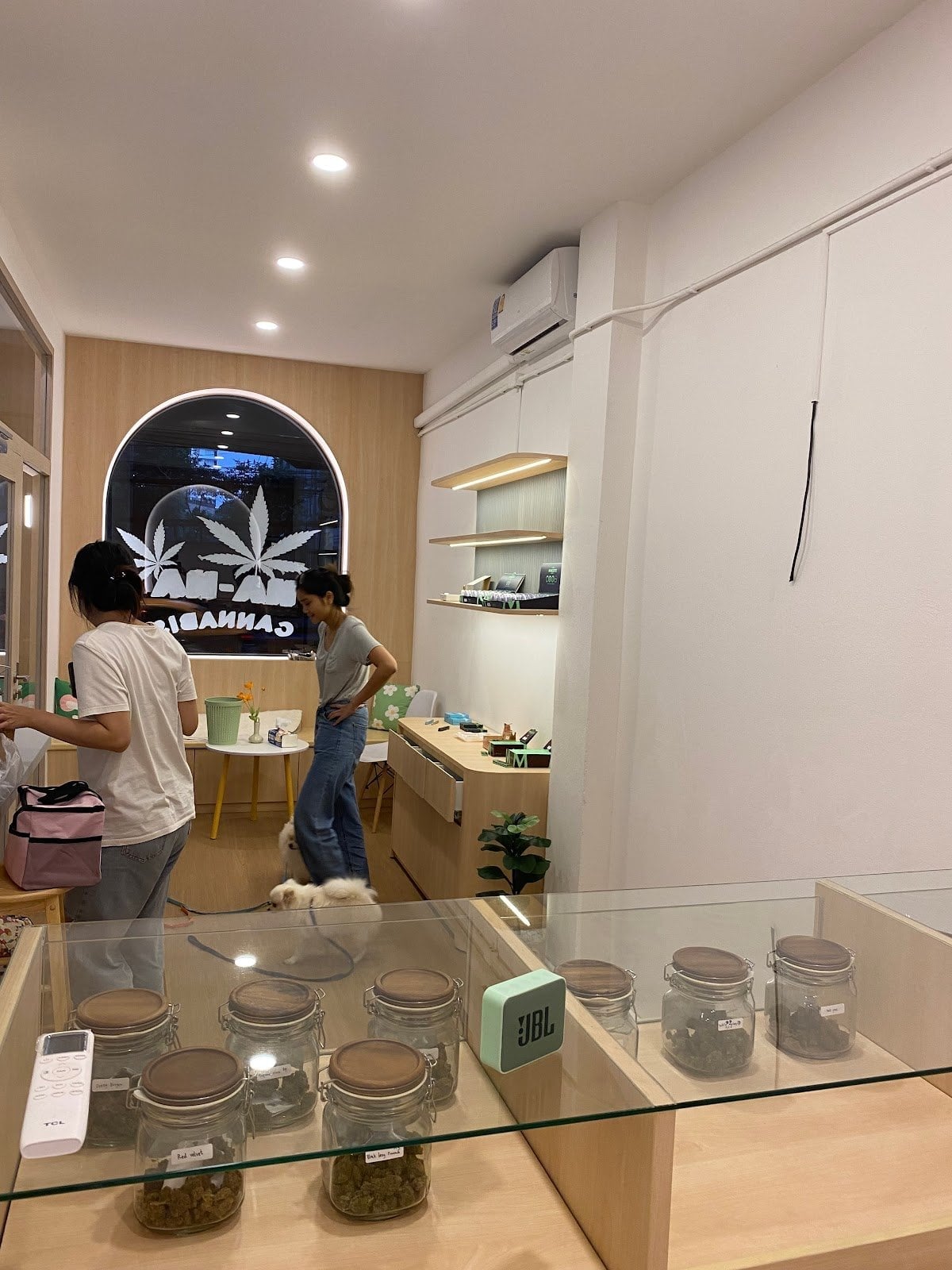 Hana Cannabis Bang Na