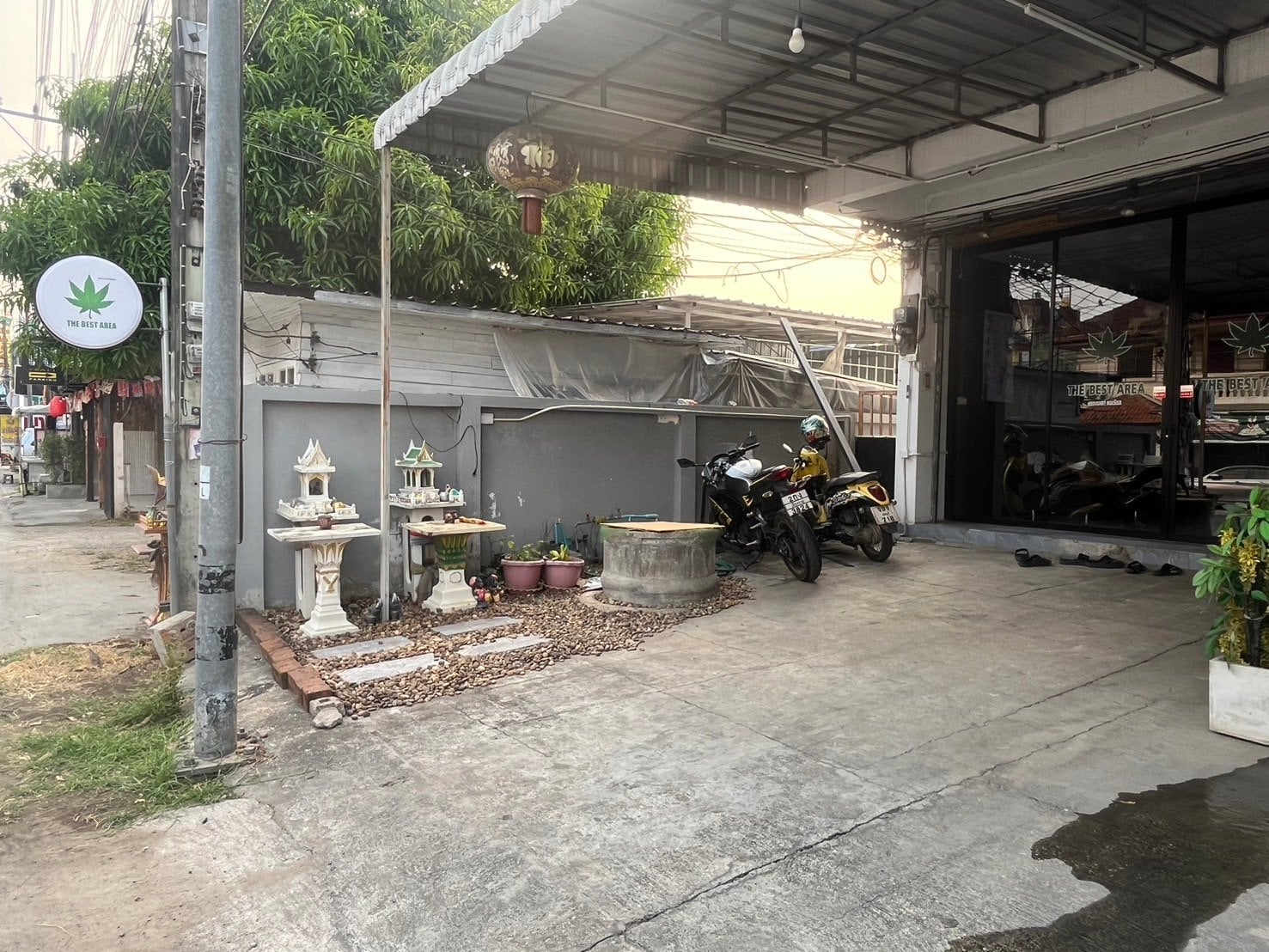 The Best Area