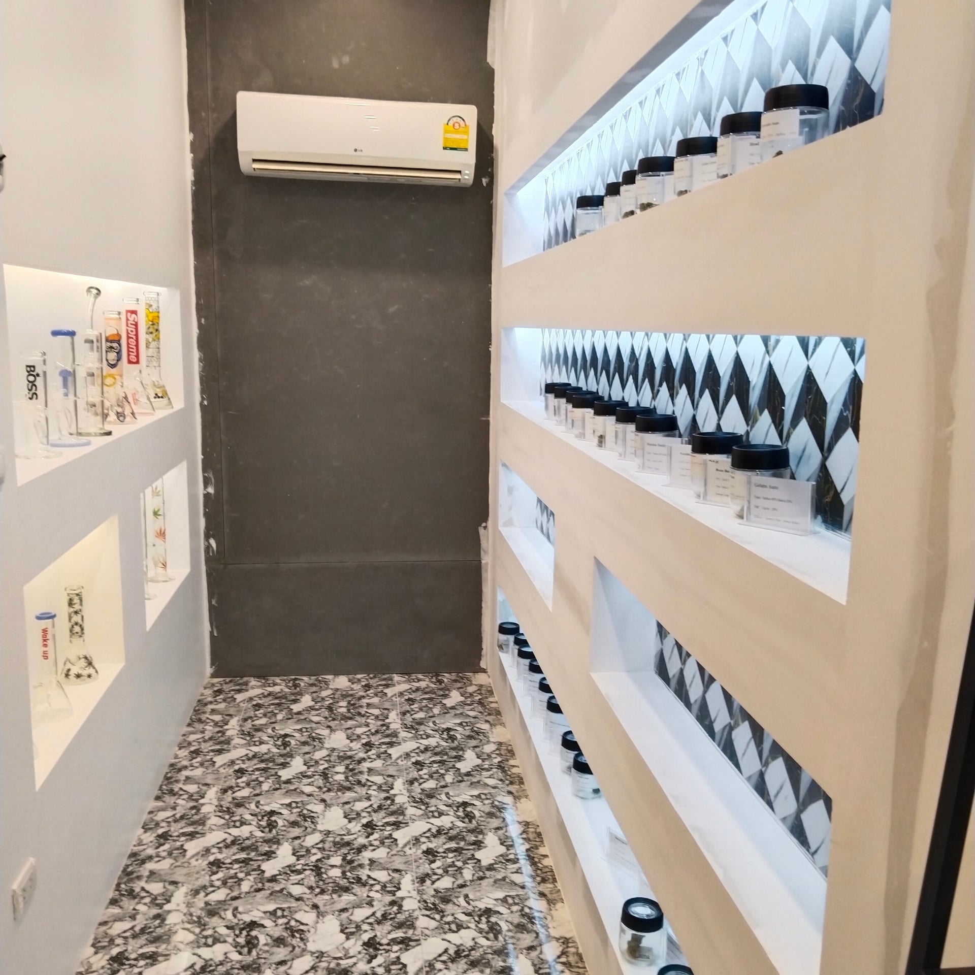 Cannabis Shop) Marijuana Premium Grade
