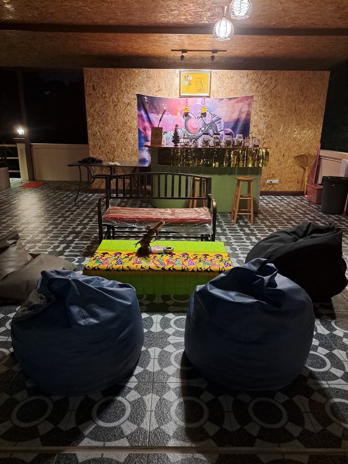 Finkan House (Weed Shop)