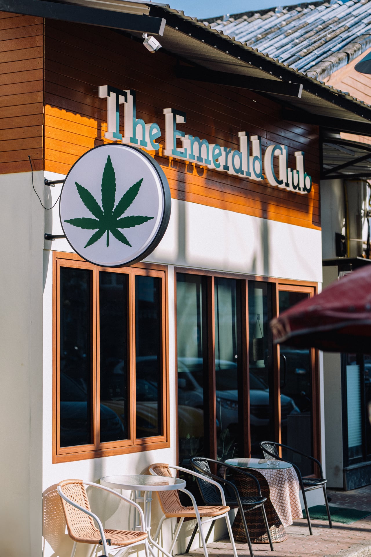 The Emerald Club Oldtown