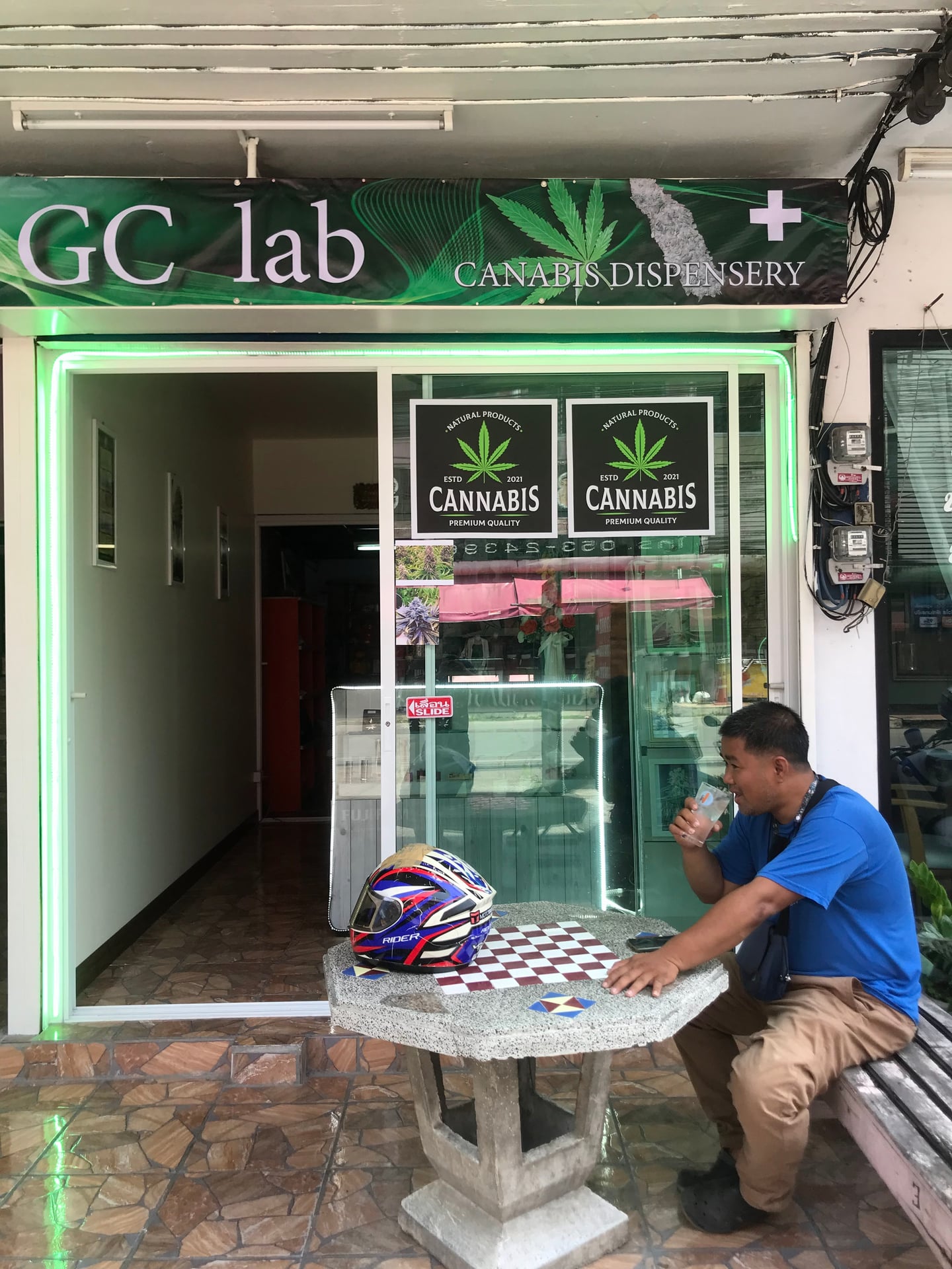 GC Lab Cannabis Shop CNX