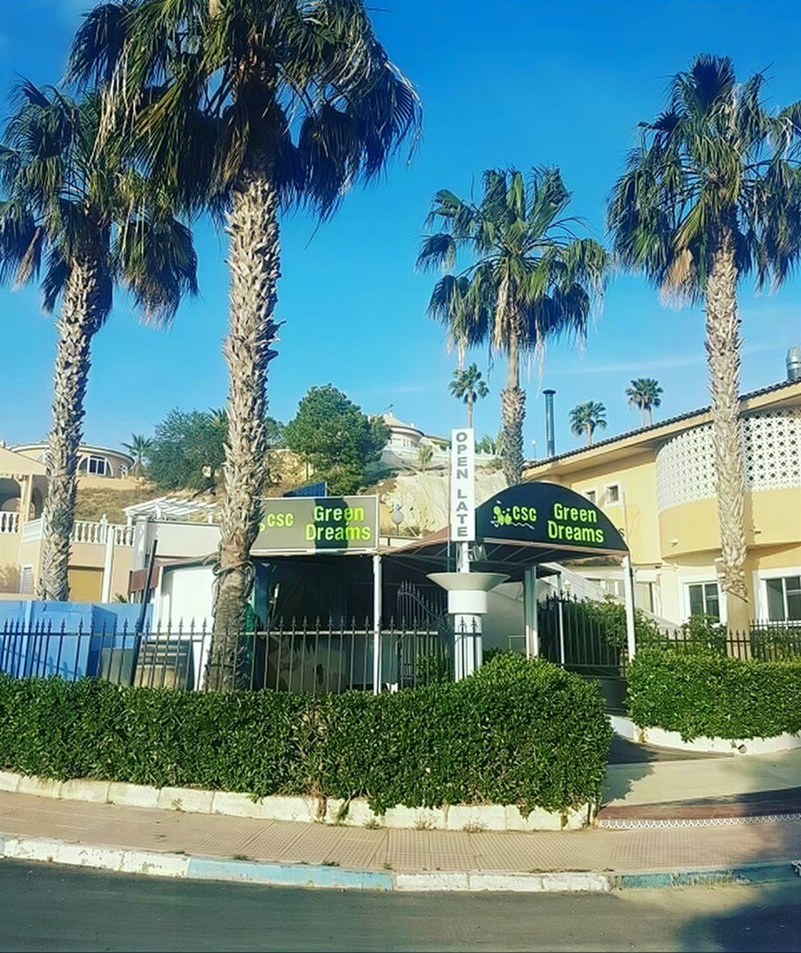 Green Dreams Rojales