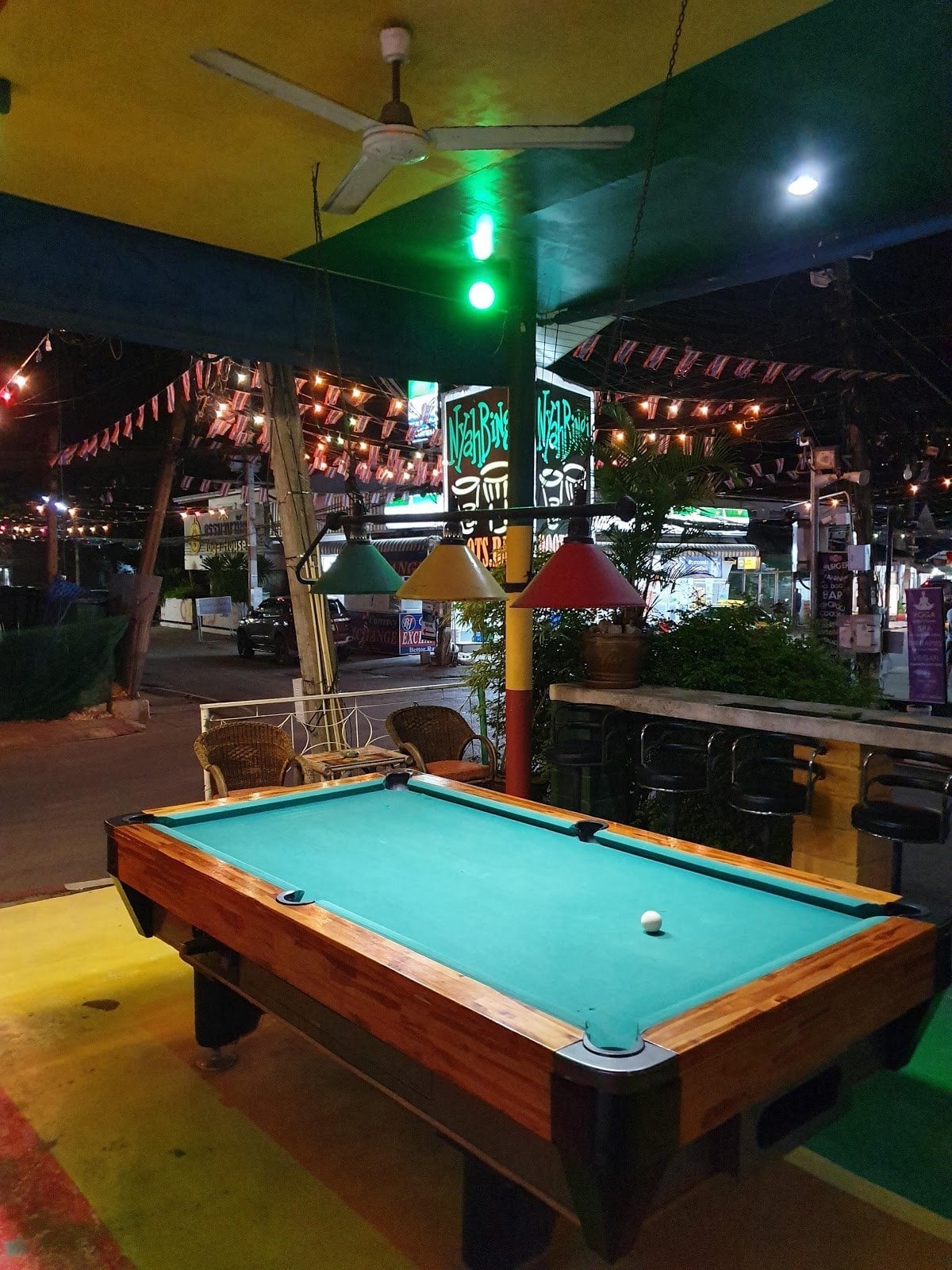 Nyahbingi Roots Bar