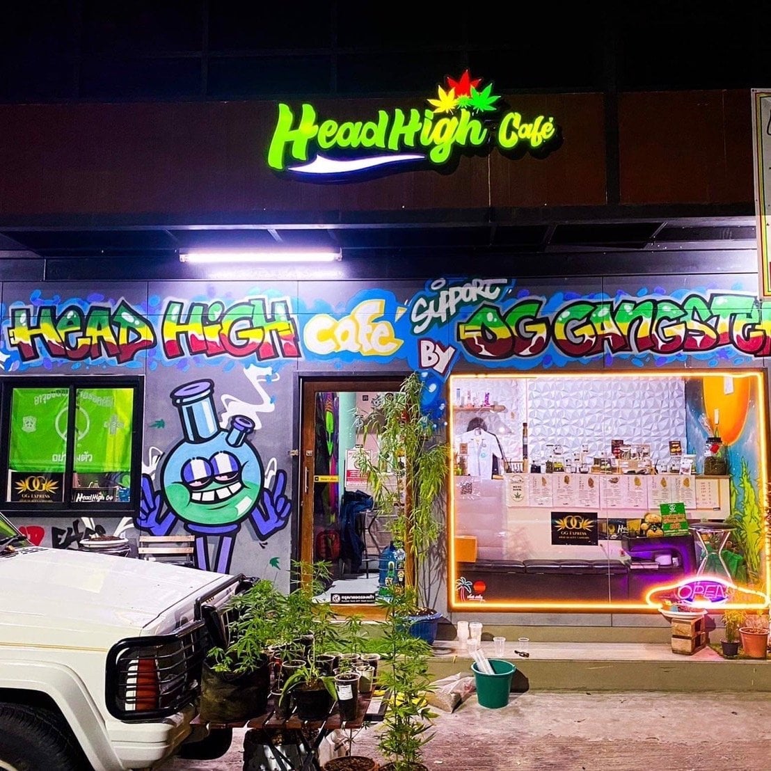 Head High Cafe