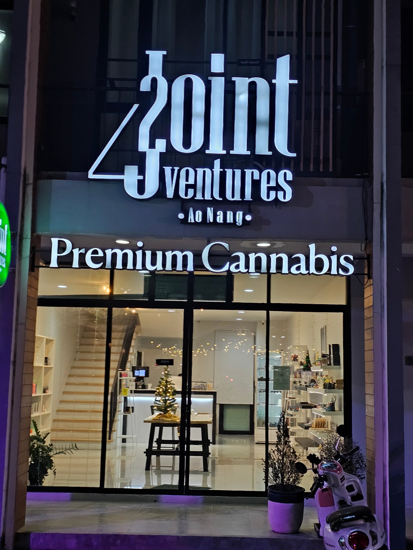 RG420 X Pete Cannabis Store Aonang, Krabi