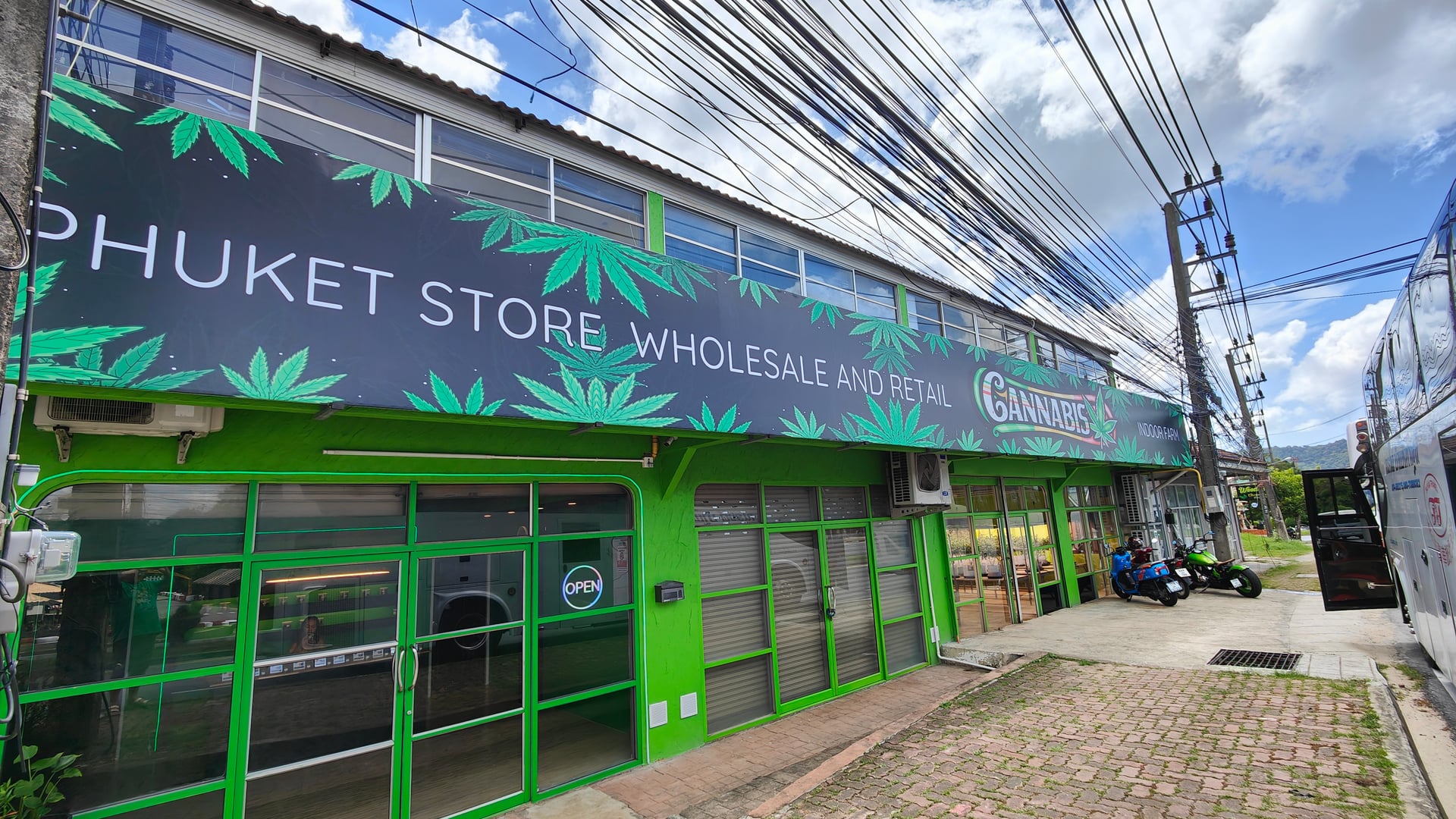 Master Bloom Phuket - Shop & Farm