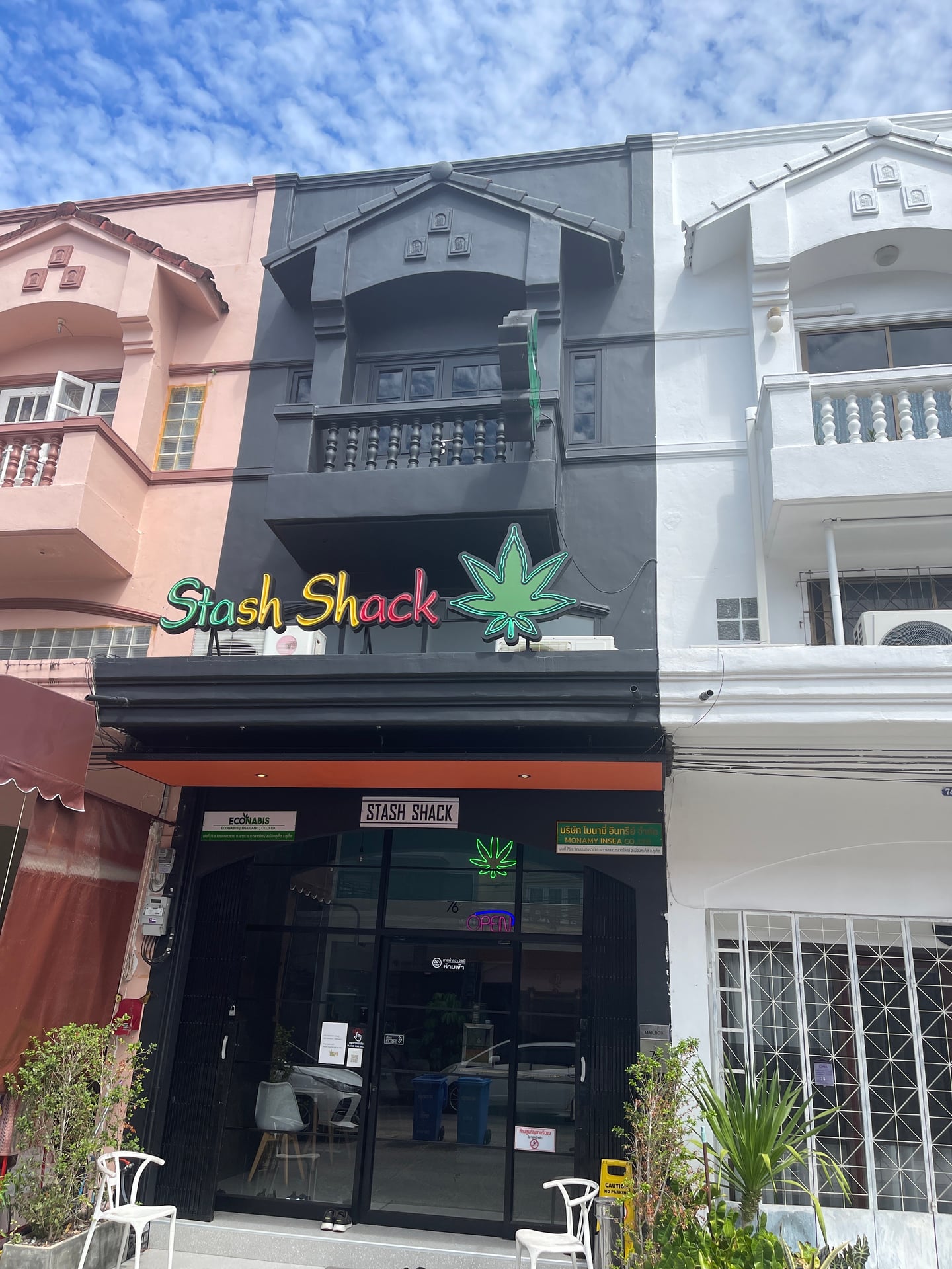 Stash Shack Organic Weed