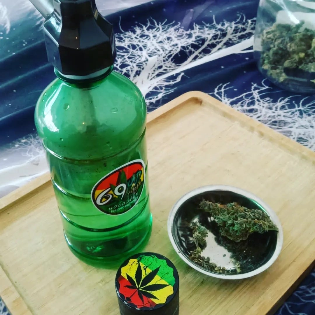69 Up High Weed Shop And Smoothie