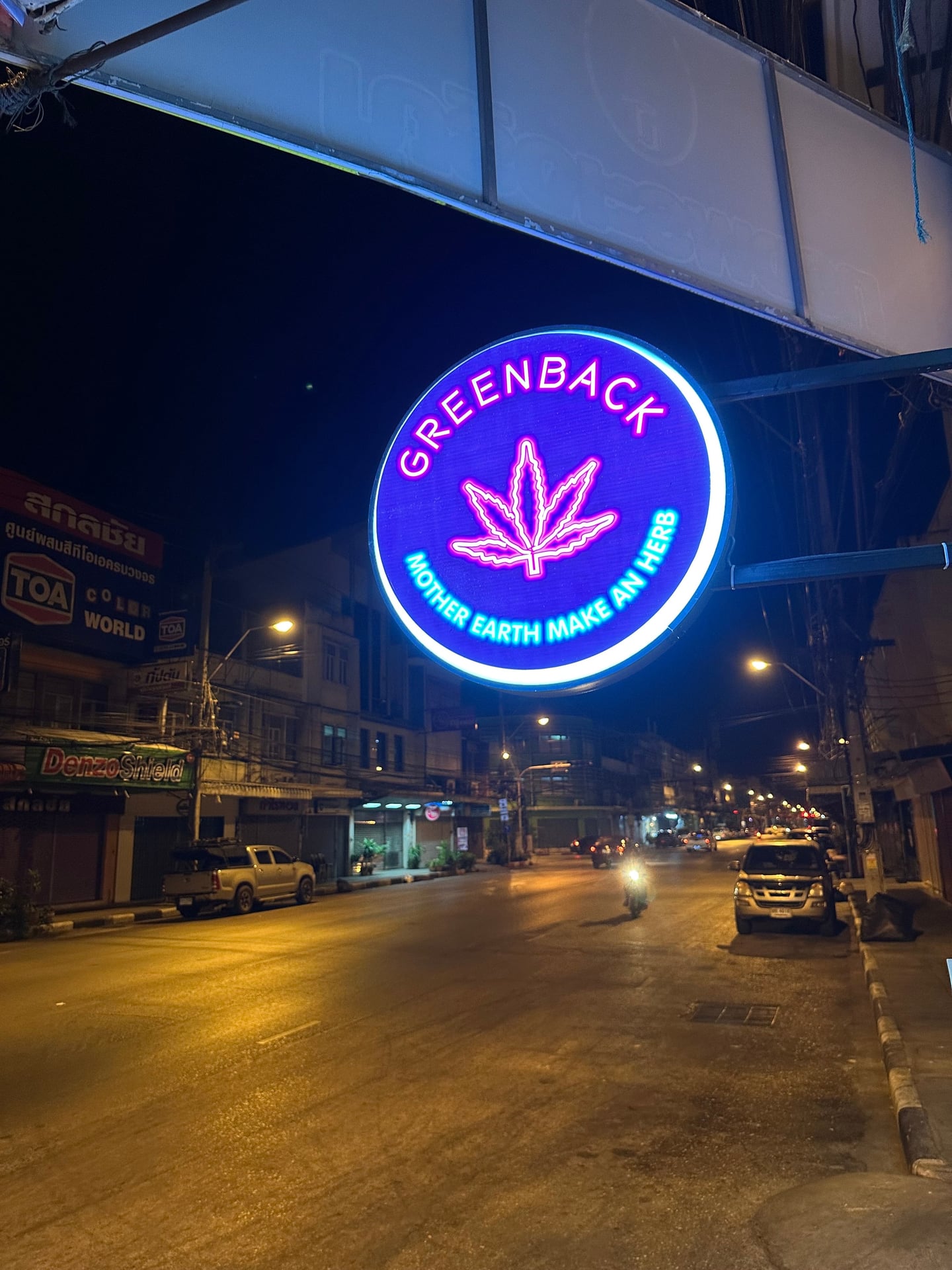 StayHigh Cannabis Store Ratchaburi