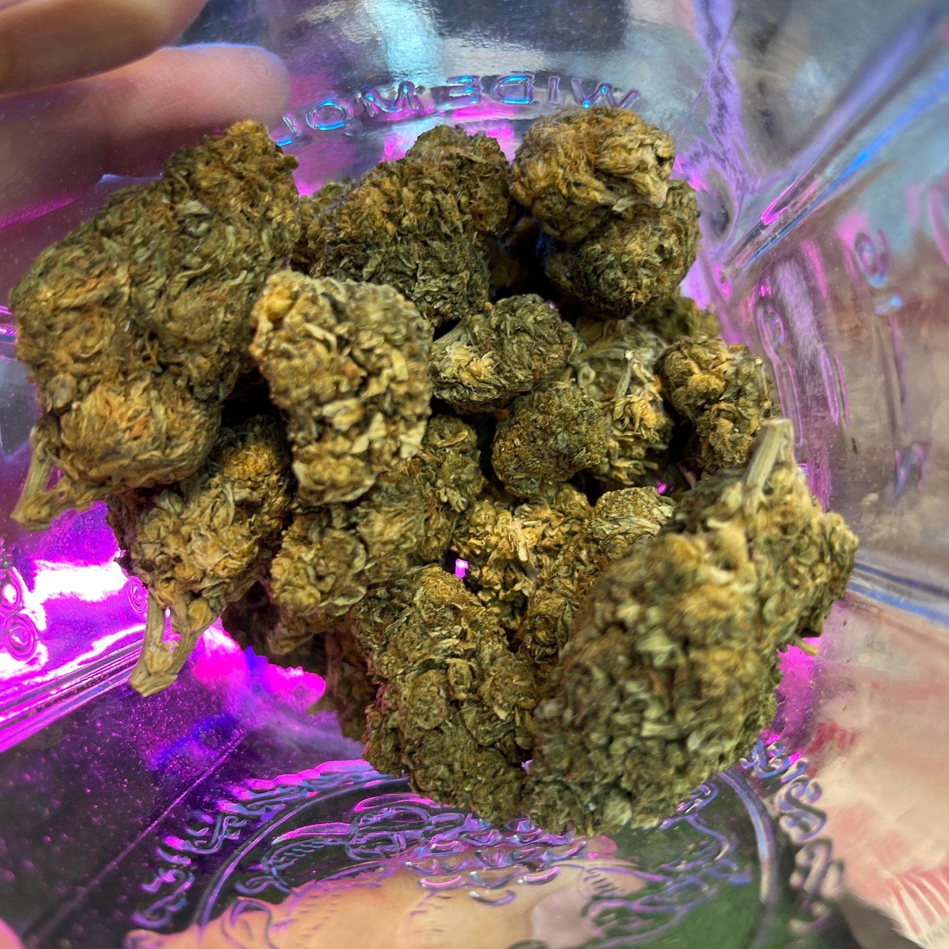 Ratchasi Bar & Weed