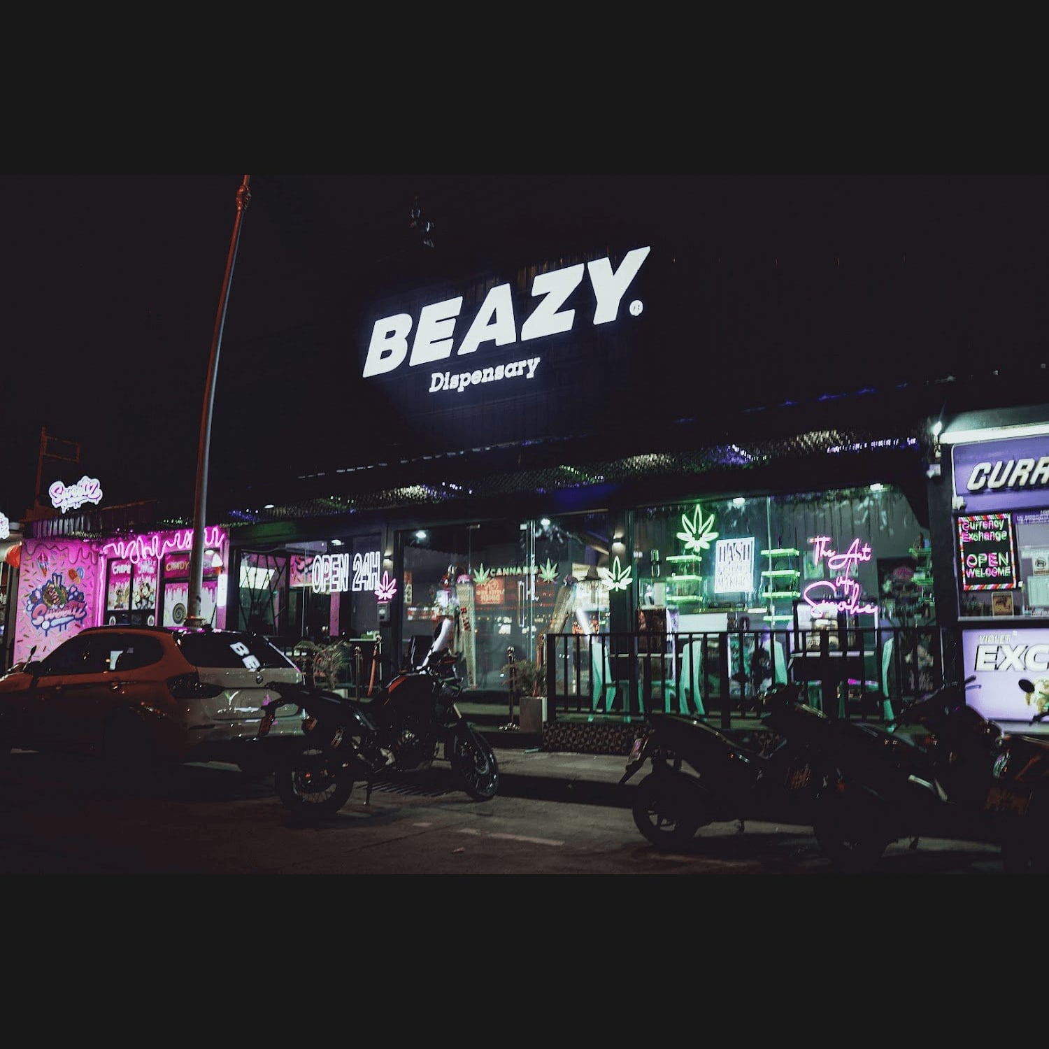 Beazy Patong logo