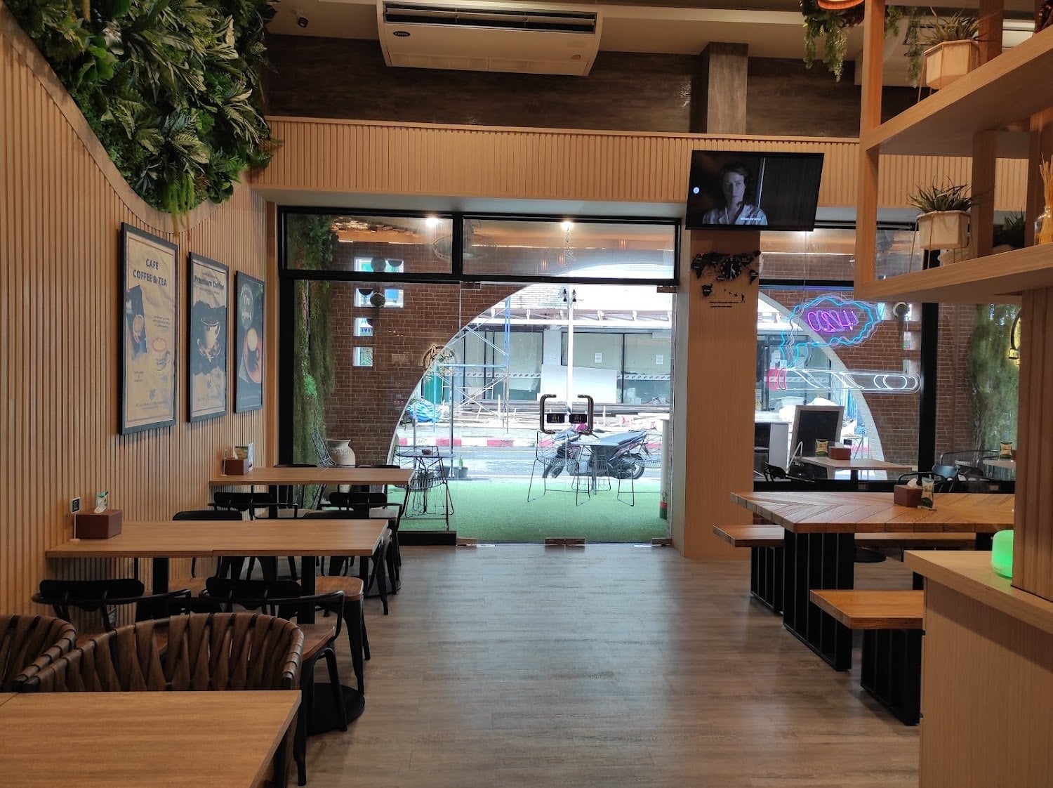 Kev Cannabis Kaffee Bar