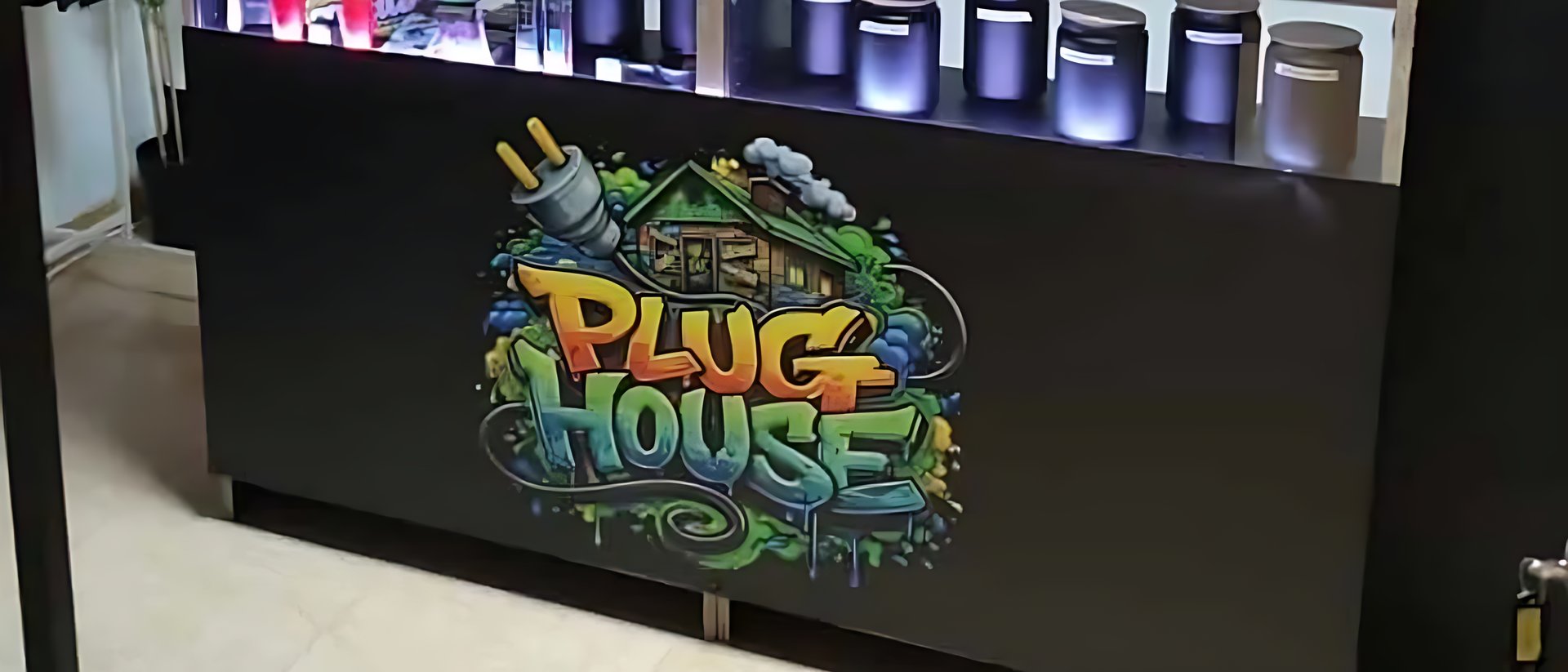 Plug House hero