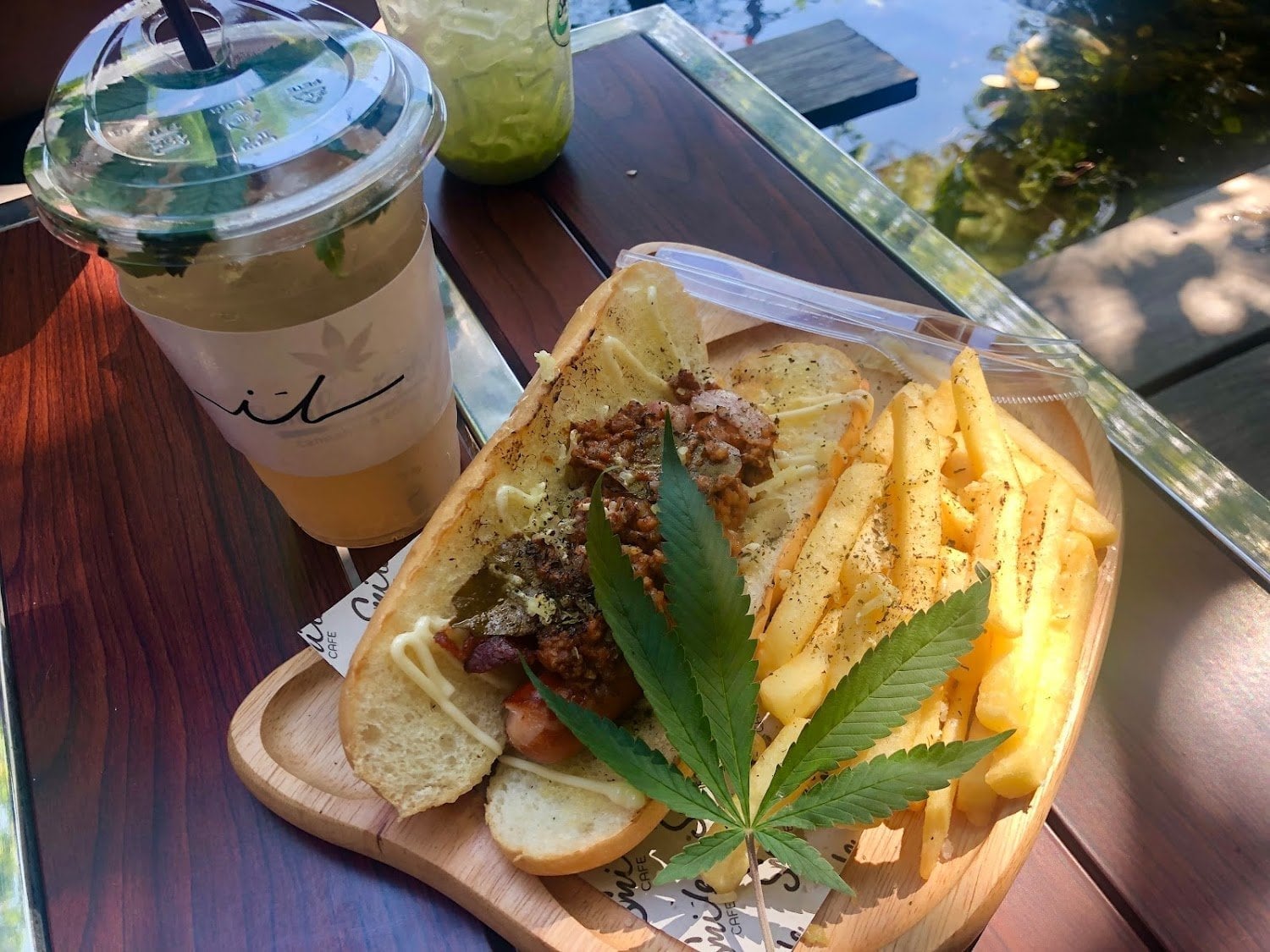 Smile Cafe Banpong