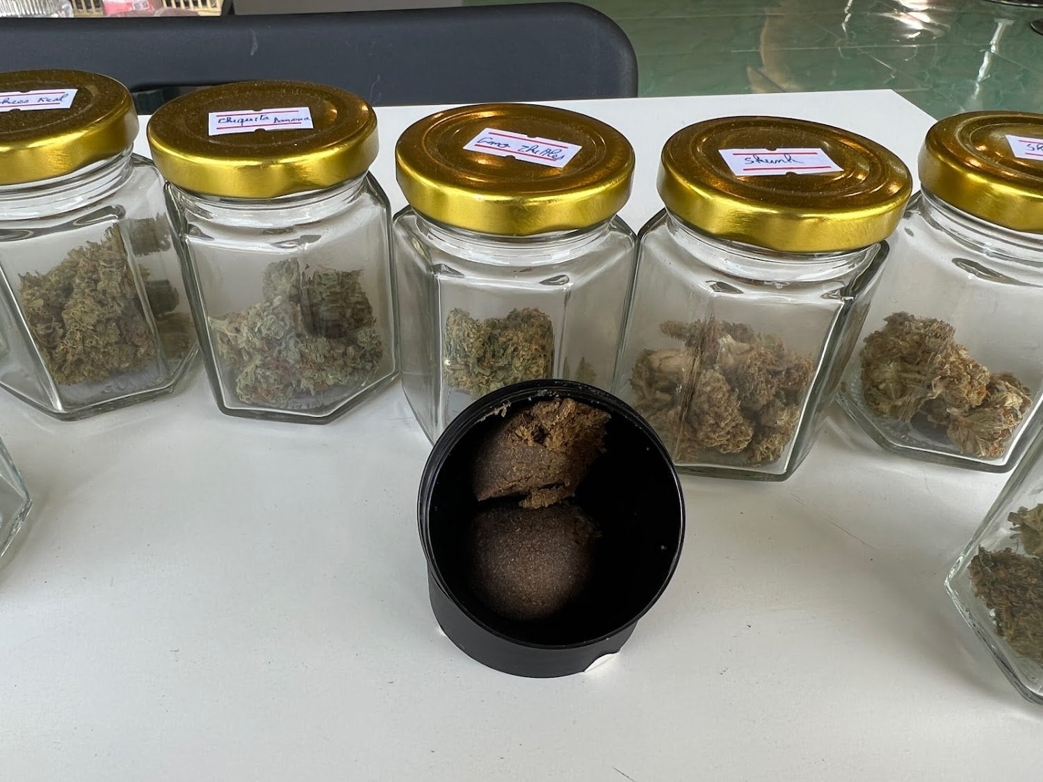 Mini's Cannabis Dispensary
