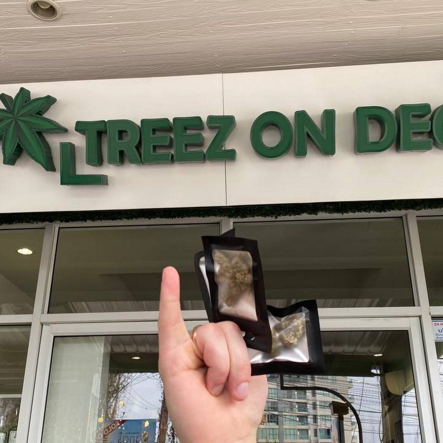 Treez On Deck Cannabis