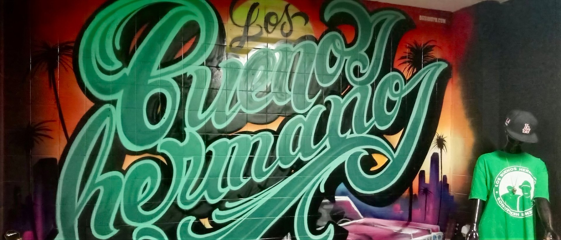 Los Buenos Hermanos hero
