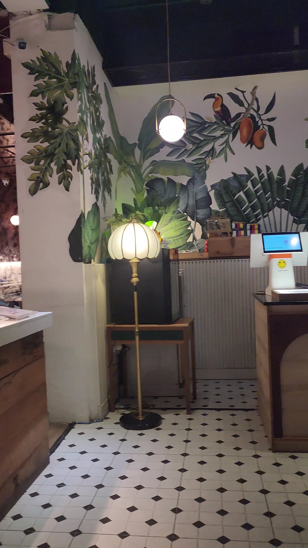 Happyman Botanics Cafe