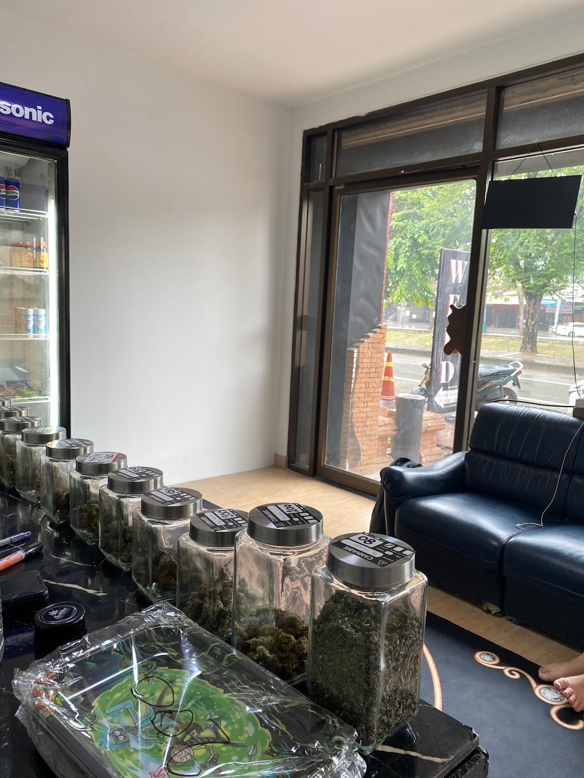 Weed Shop High Are U Oldtown