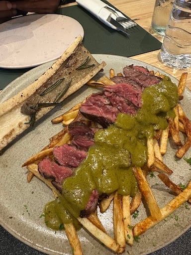 Buds Bar N Grill