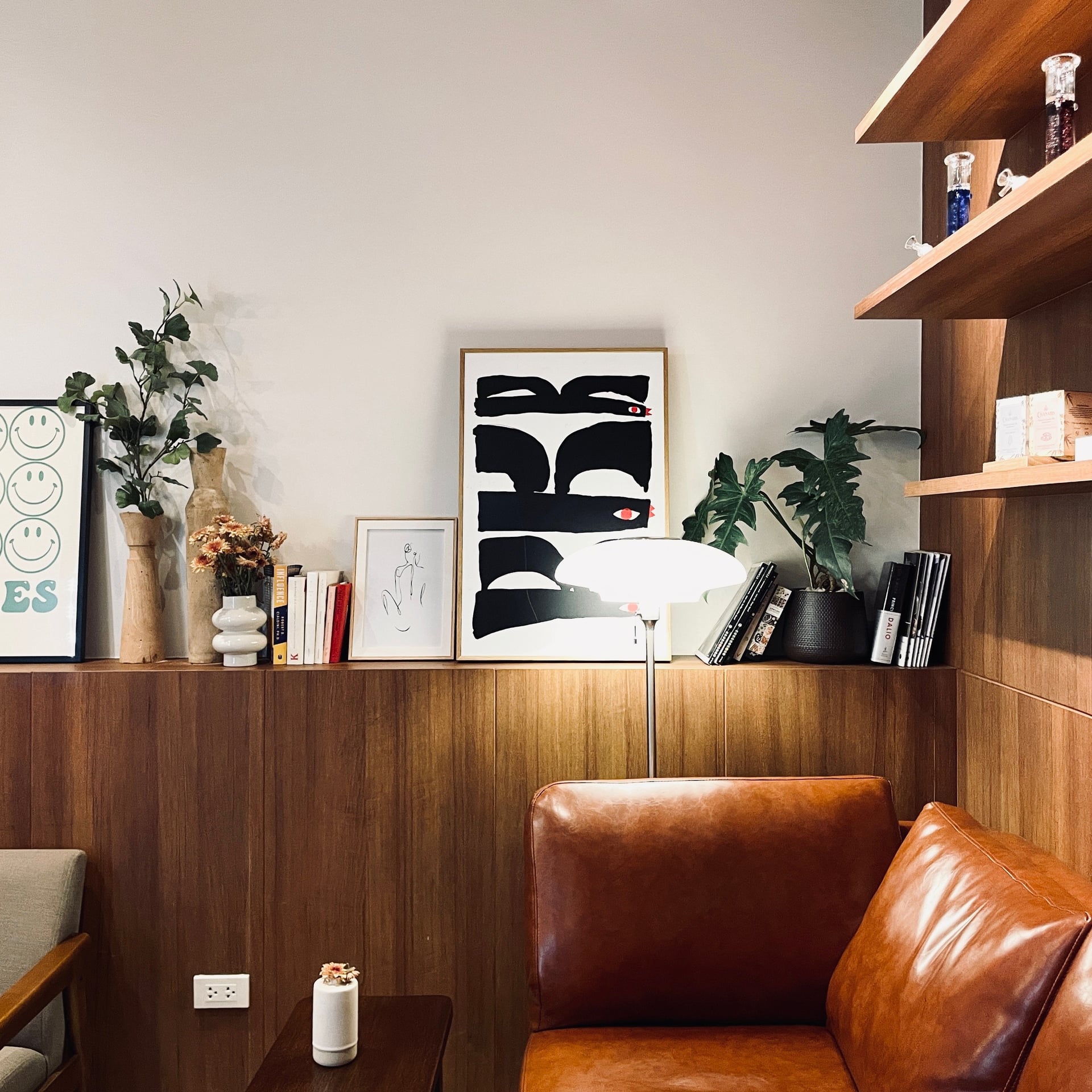 Earthy Dispensary - Pratunam