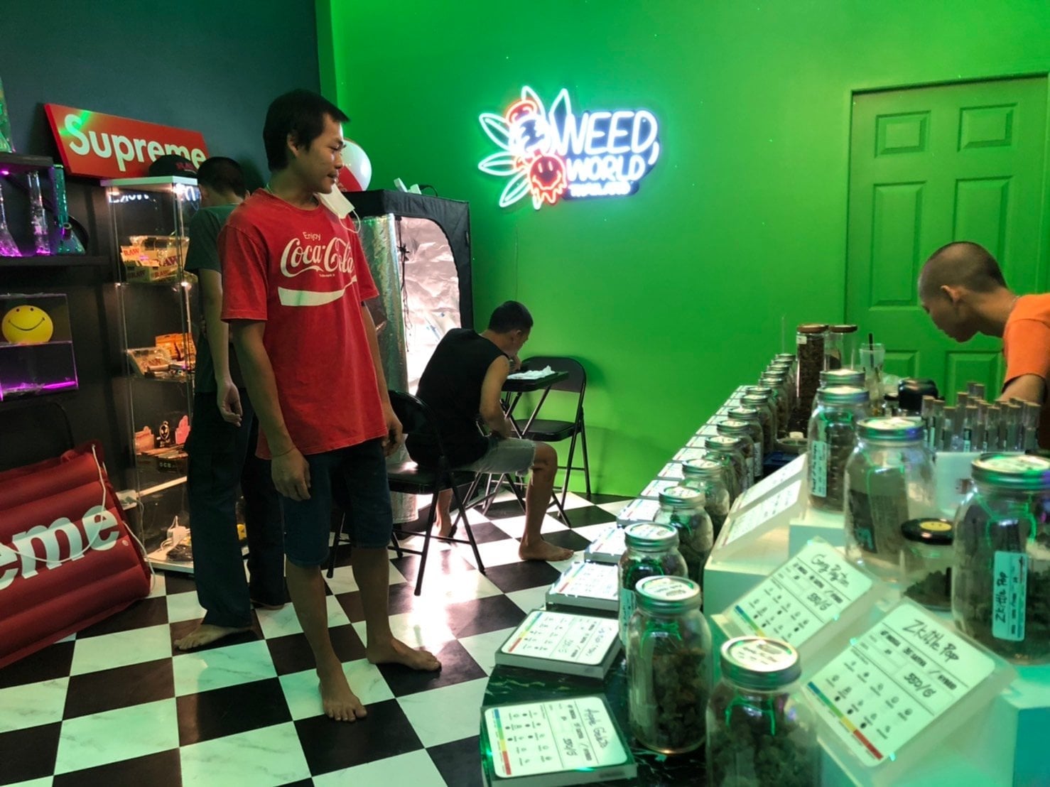 Weed World
