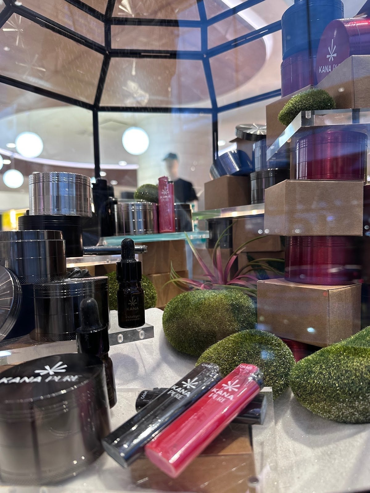 KANA PURE Dispensary At Siam Discovery