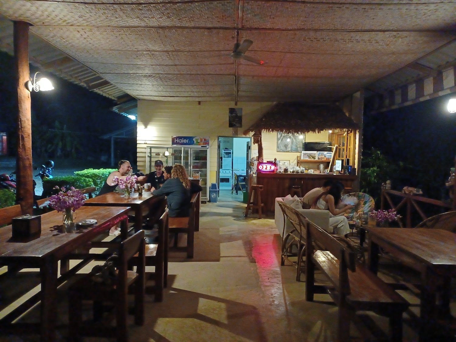 Lafayette Bars & Weed Canabis Farm