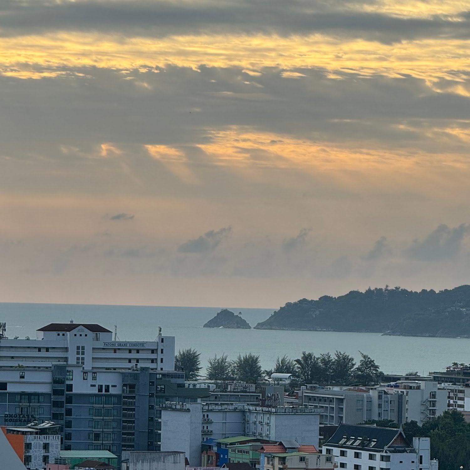 Blow Patong : Premium Quality Weed And Cannabis Coffeeshop In Phuket