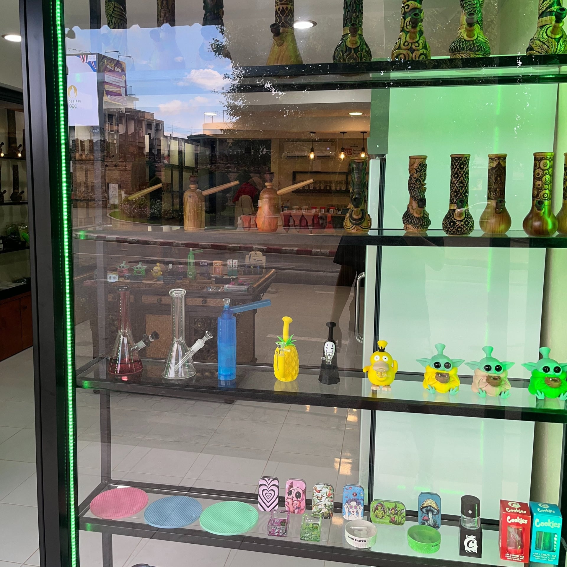 Haze Buds Cannabis Chiang Mai Gate Saturday Walking Street Weed