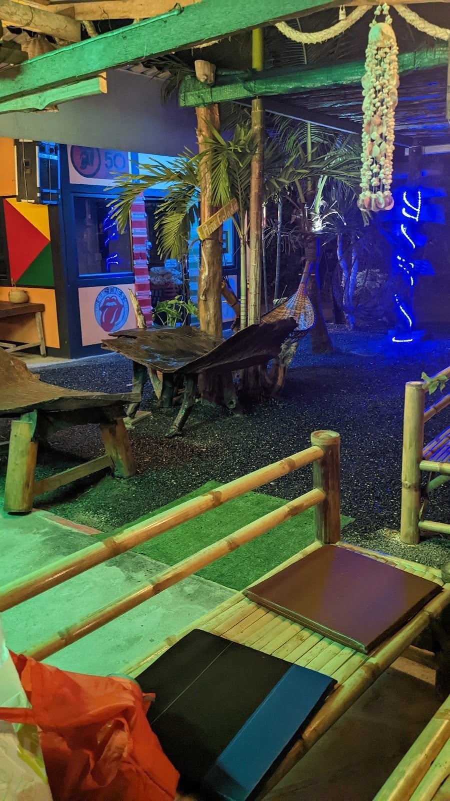 Som Satang Bar