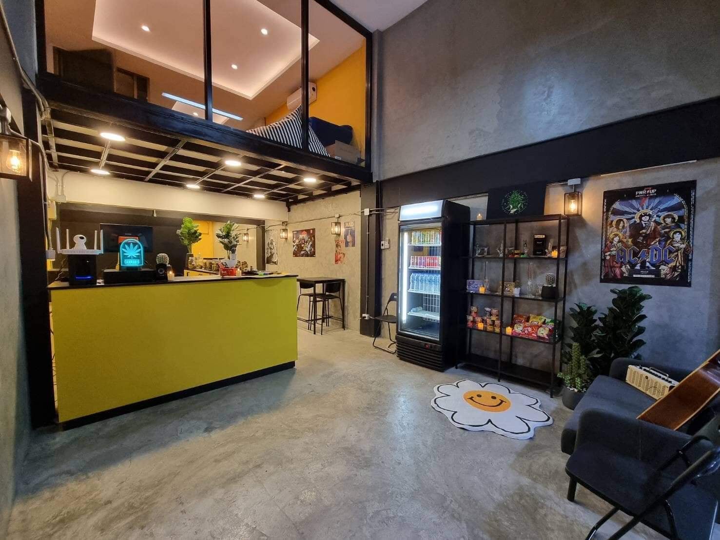 Yellow Time Dispensary - Weed