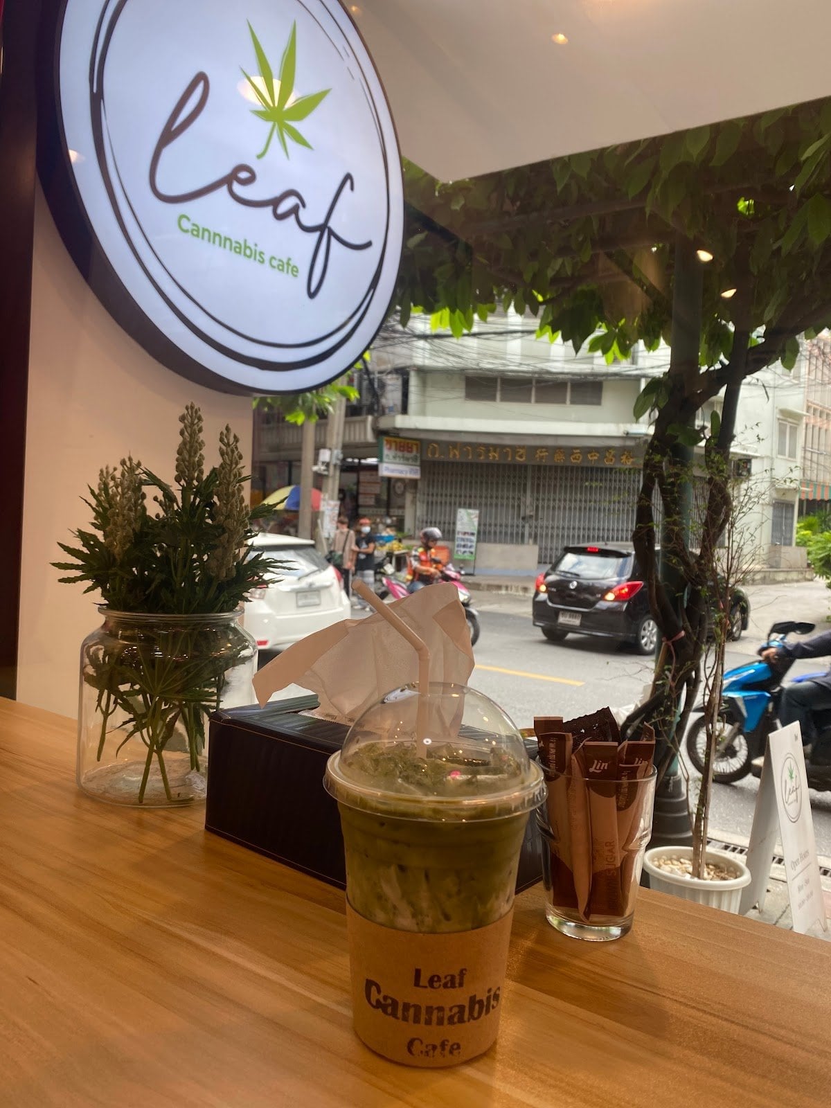 Leaf Cannabis Cafe