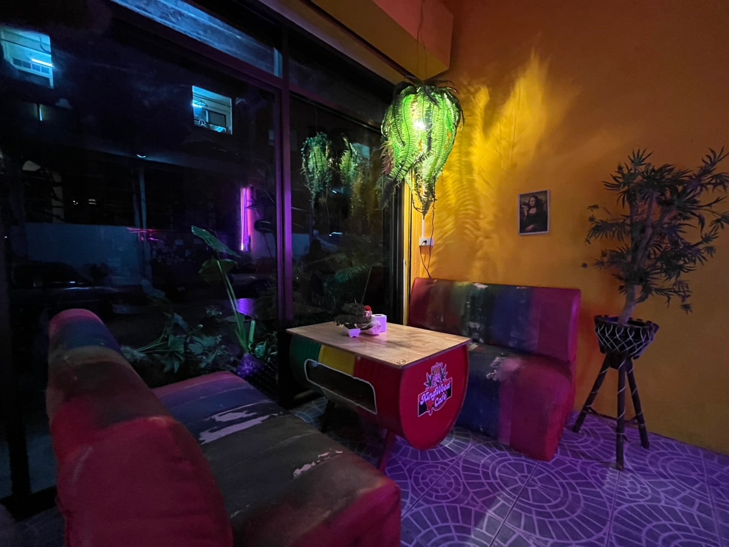 King Weed Cafe