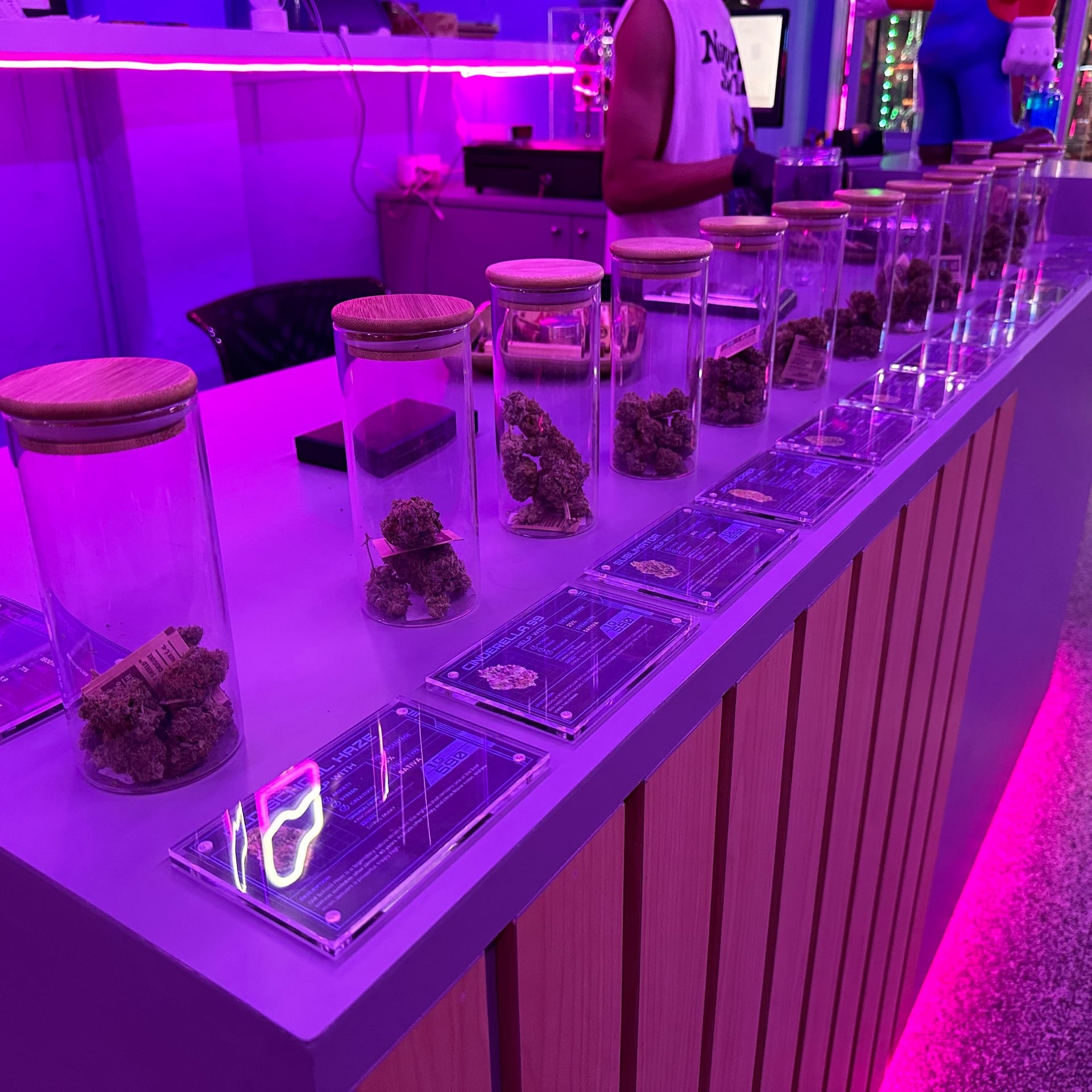 Khaosan Kush Club Bar & Dispensary Khaosan