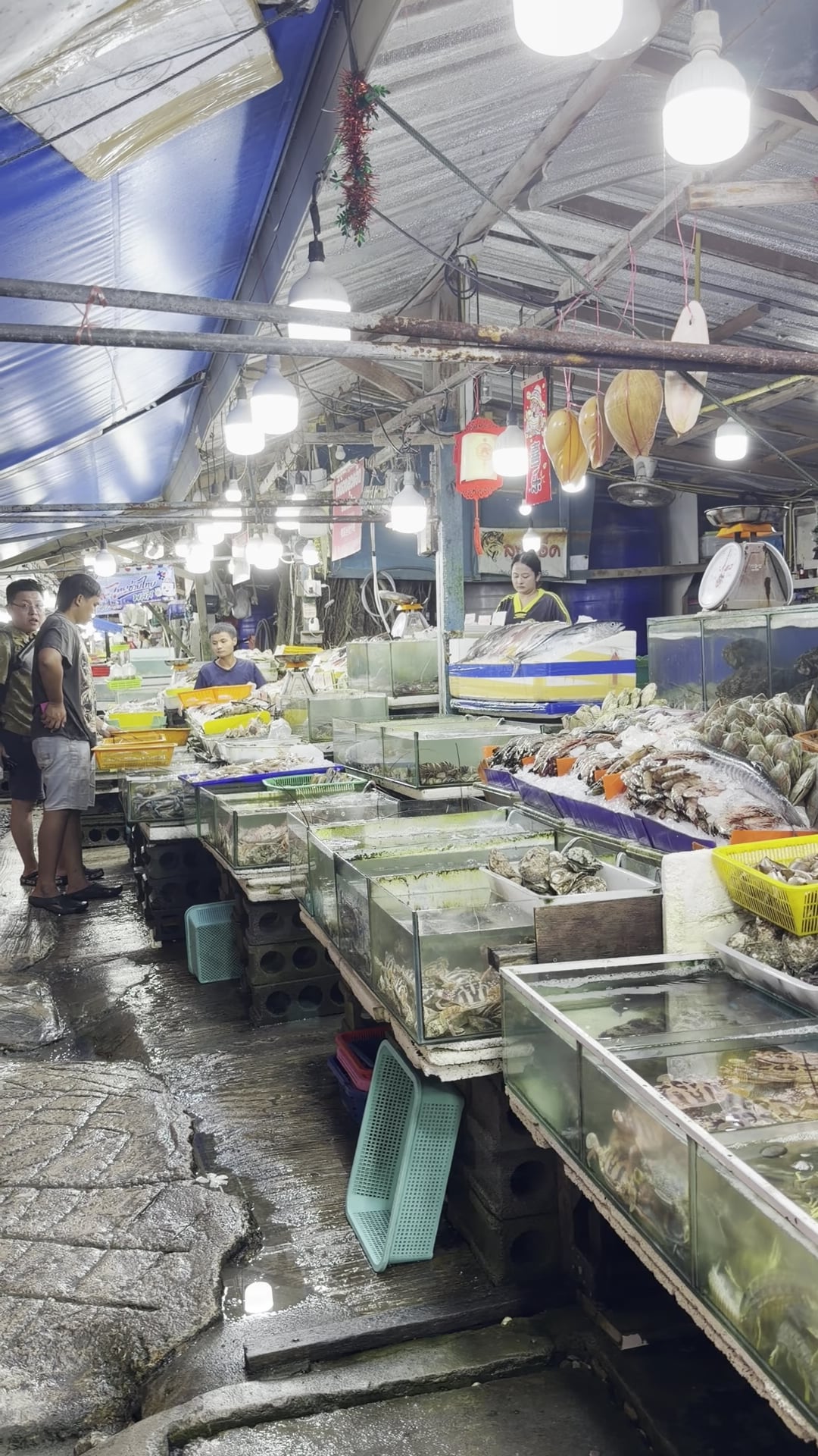 Phuket High - Rawai Seafood Market