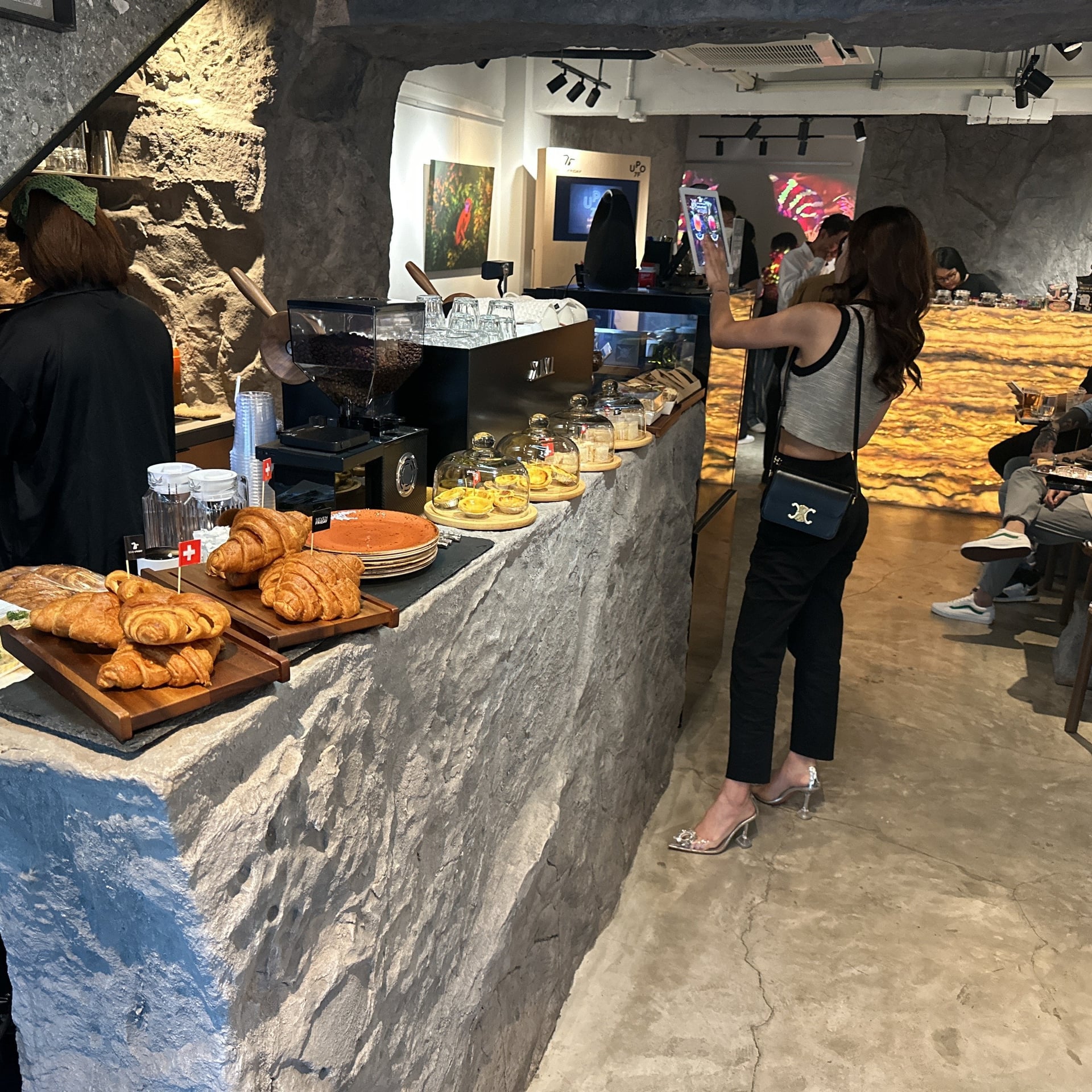 Algrene - Cannabis Dispensary, Art, Cafe