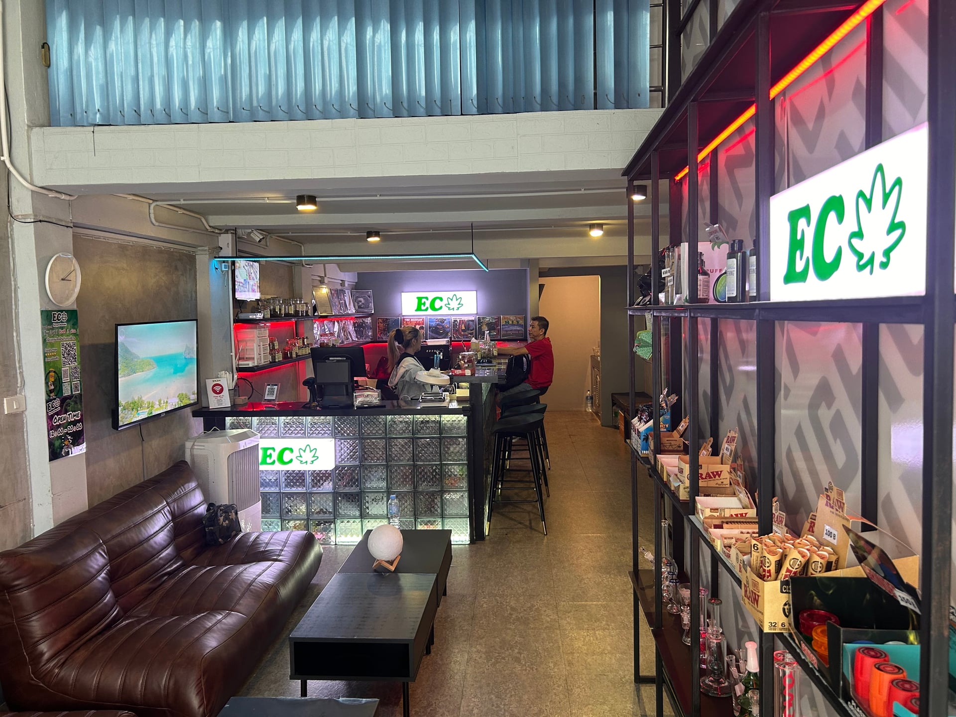 Ec Cafe Bangkok Sukhumvit33 1 Everyone Cannabis
