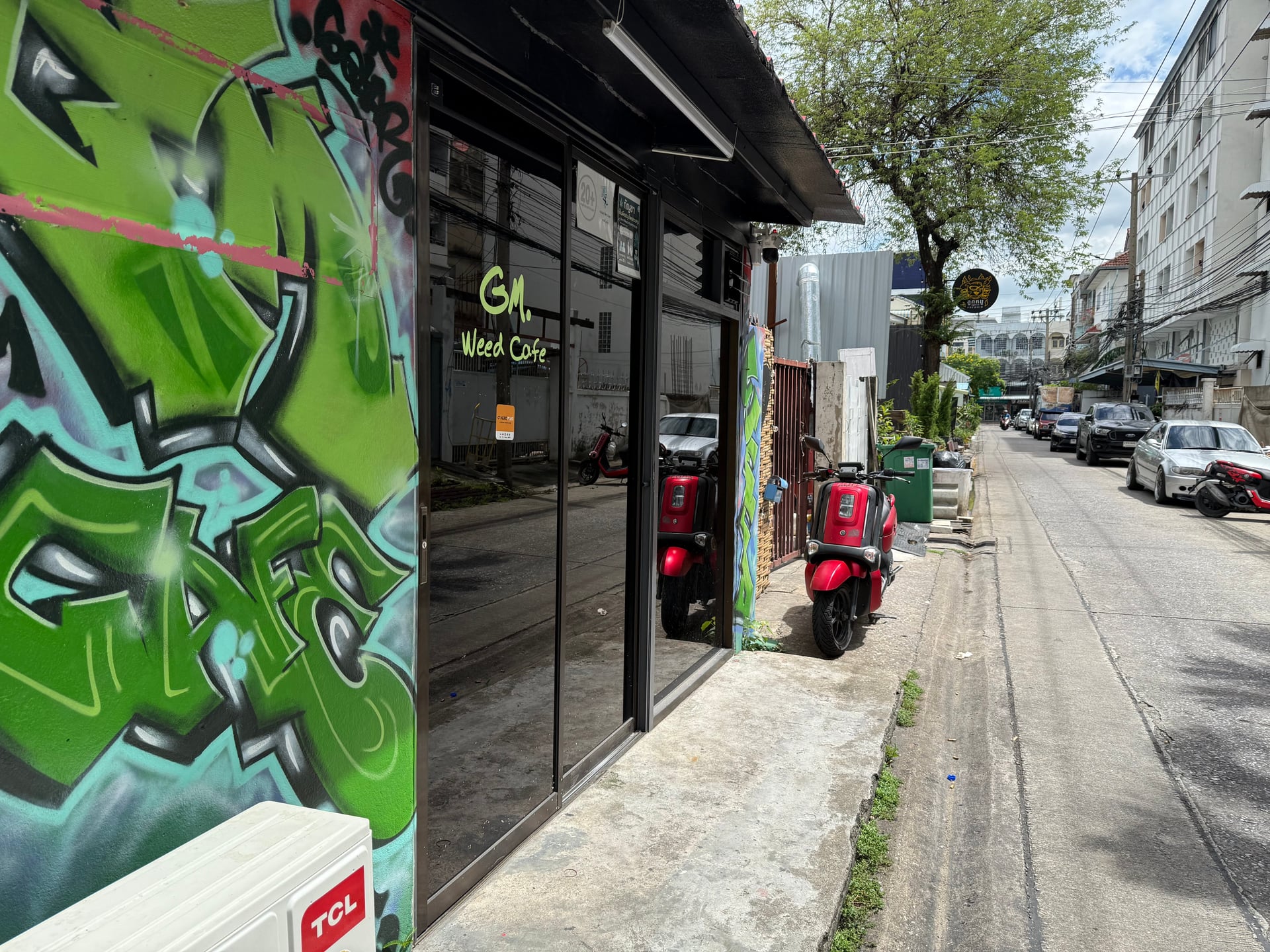 GM.Weed Cafe