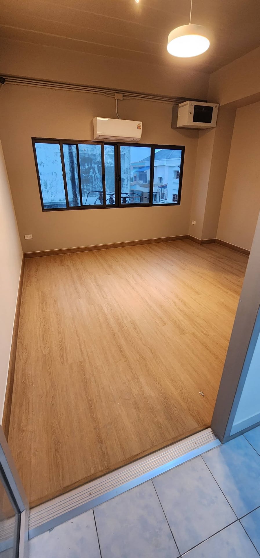 Dragonflooring