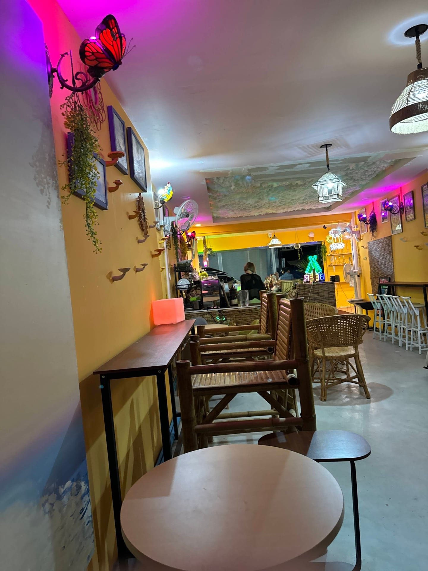 Crazy Alex Tiki Bar