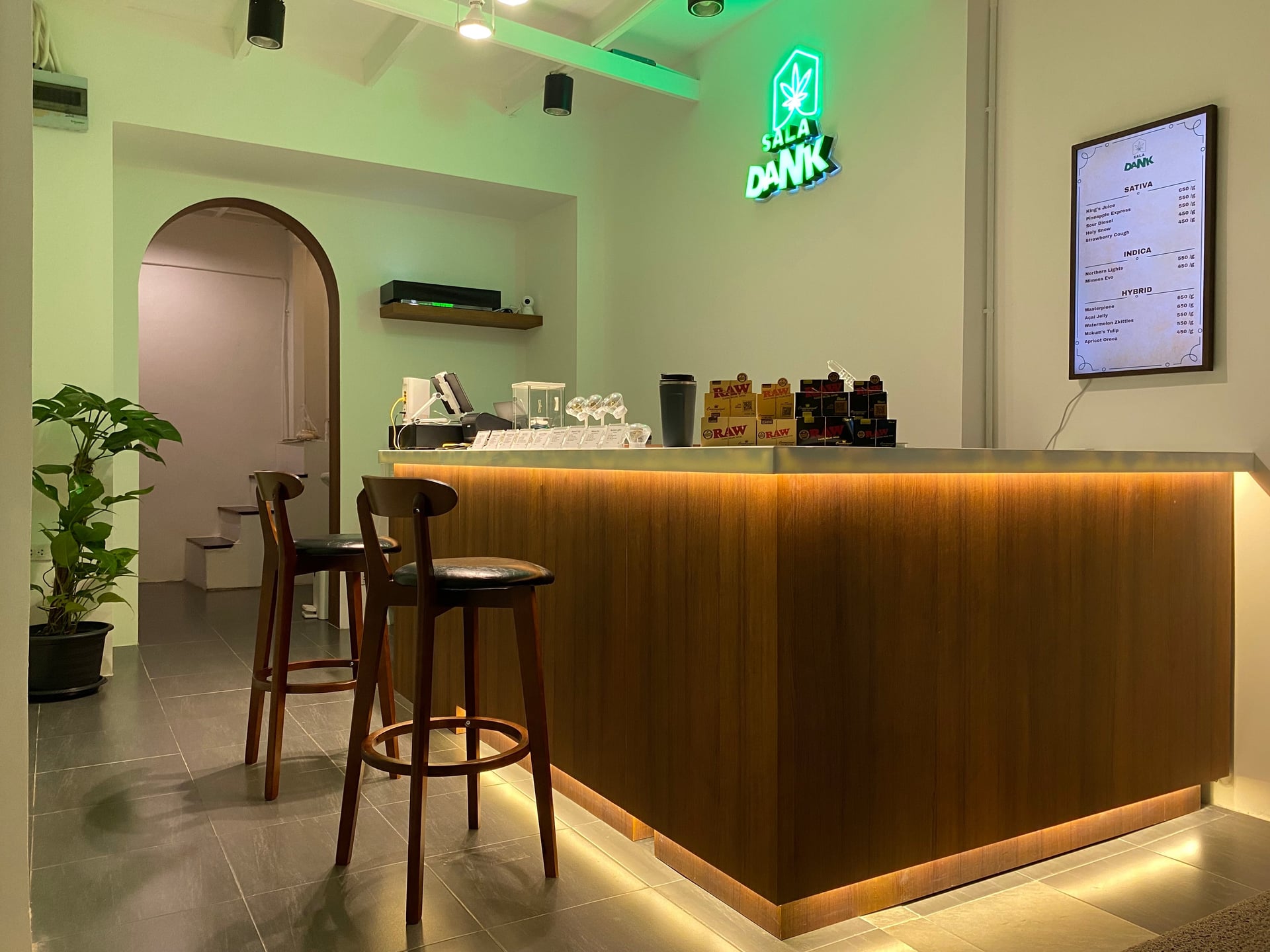 SALA DANK Organic Cannabis Lounge Silom